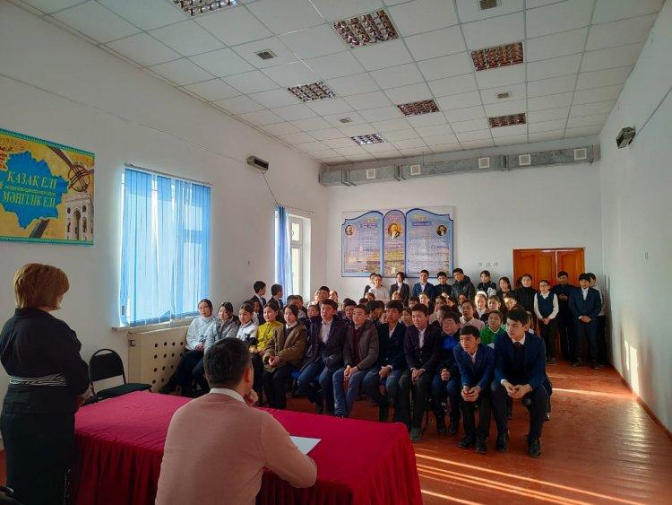 «буллинг мектеп оқушылары арасында ғана болады»